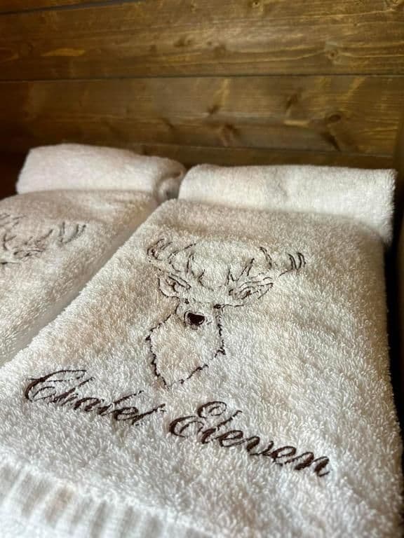 Chalet Eleven